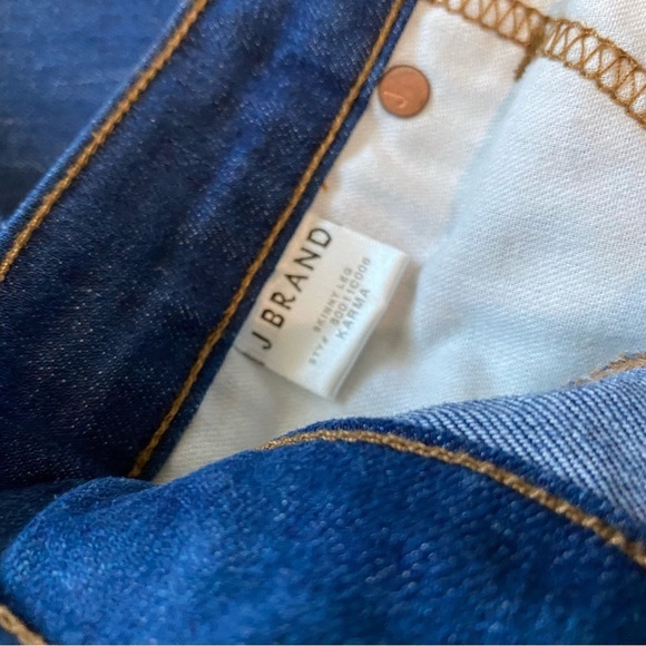 J Brand Mid Rise Karma Skinny Leg Jeans Size 26 - Picture 3 of 7
